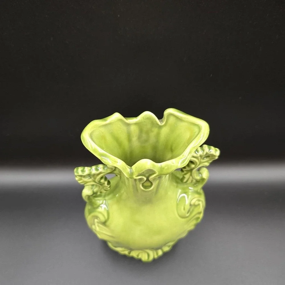 Handmade‎ Green Art Pottery Vase 9